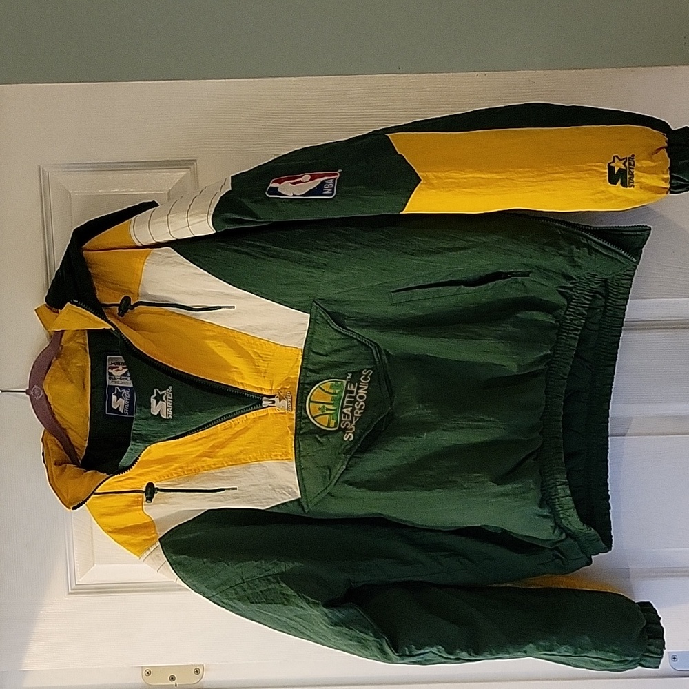 Vintage Seattle Supersonics starter jacket